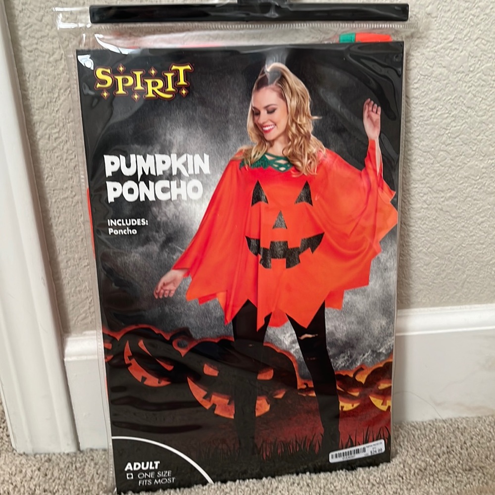 New Spirit Pumpkin Woman’s Poncho One Size